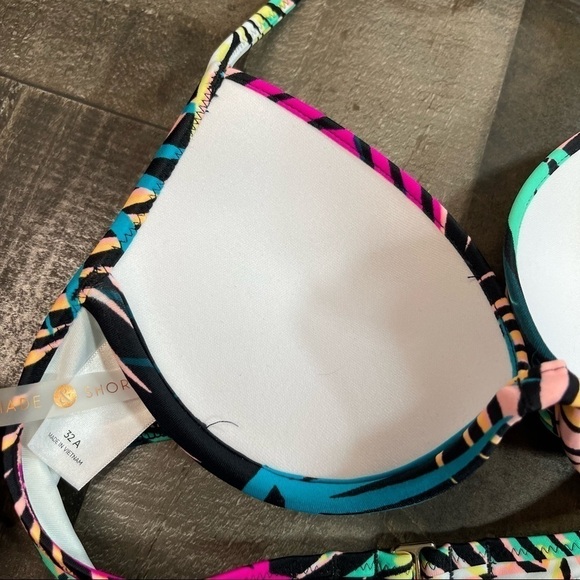 Shade and Shore Palm Print Padded Bikini Top 32A - Picture 5 of 7